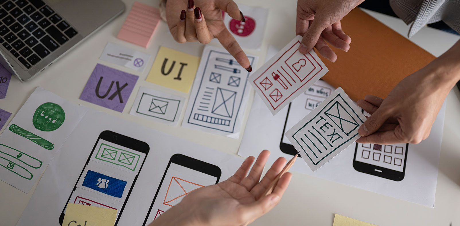 UX vs UI: Diferencias, similitudes y cómo trabajan juntas para crear experiencias digitales inolvidables